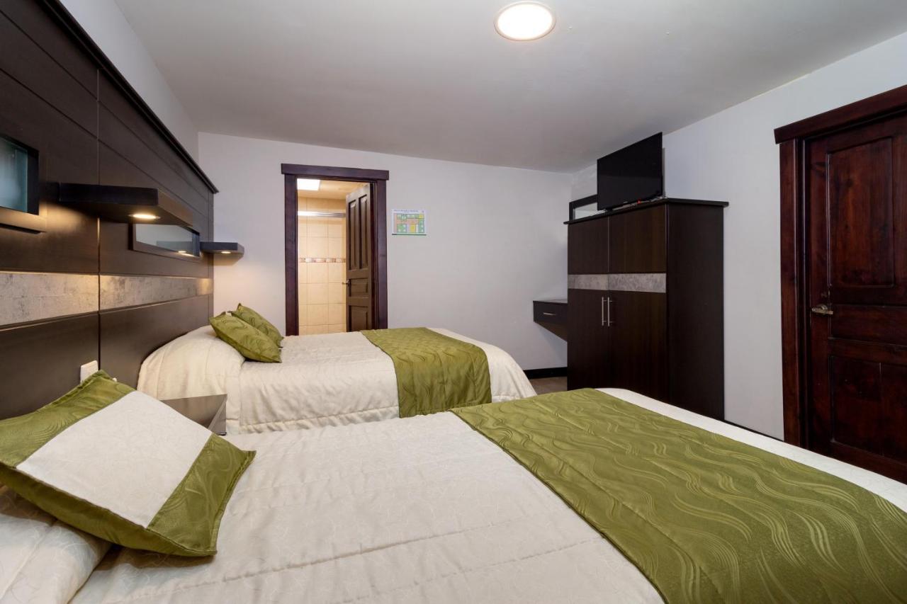 Hotel Majestic 2 By Hhg Cuenca Exterior foto