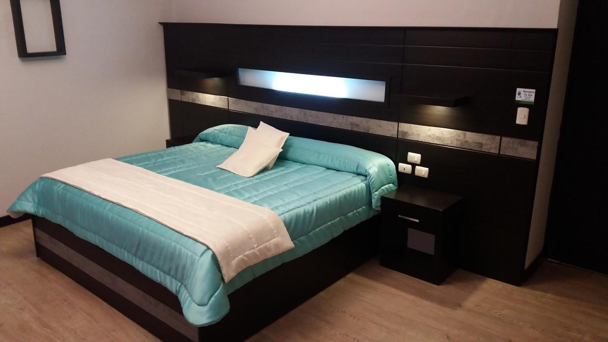 Hotel Majestic 2 By Hhg Cuenca Quarto foto